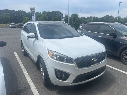 Used 2018 Kia Sorento SX FWD image 3