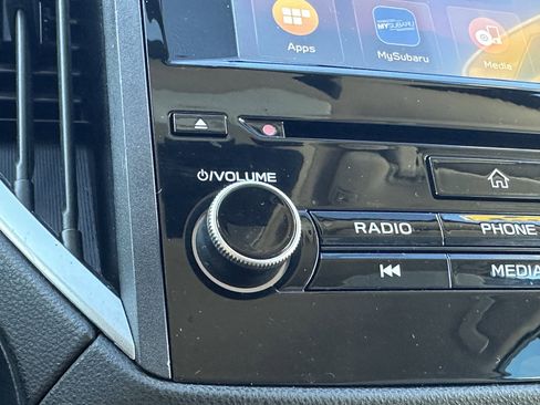 Used 2021 Subaru Crosstrek 2.0i Premium image 18