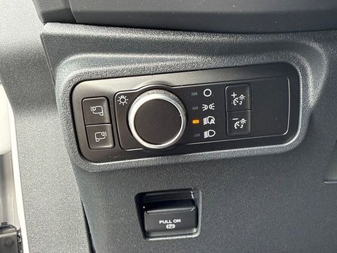 Used 2025 Ford Bronco Badlands AWD/4WD image 15