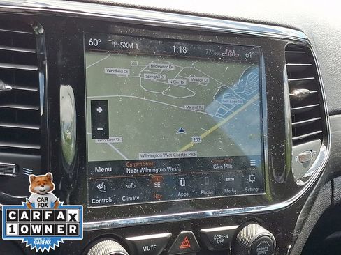 Used 2021 Jeep Grand Cherokee Laredo X AWD/4WD image 17