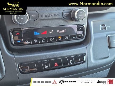 Used 2025 RAM ProMaster 2500 w/ Crew Van Package FWD image 11