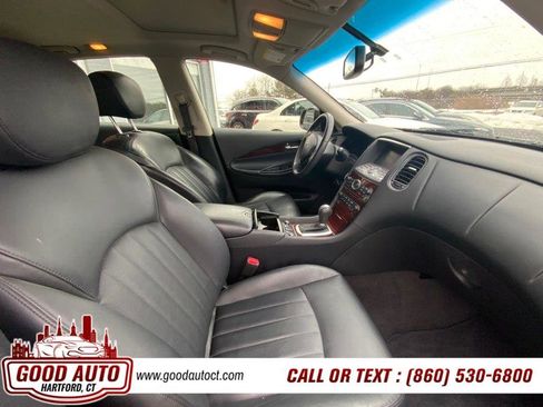 Used 2016 INFINITI QX50 AWD w/ Premium Plus Package image 13