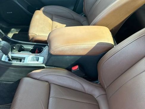 Used 2024 Subaru Ascent Touring AWD/4WD image 27