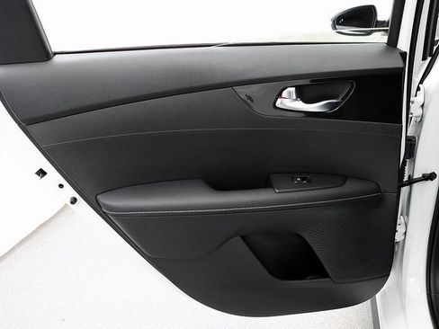 Used 2024 Kia Forte GT-Line image 25