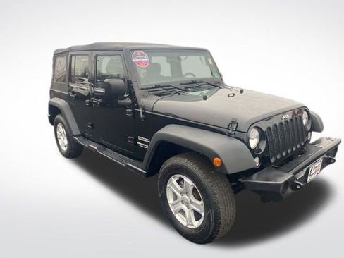 Used 2016 Jeep Wrangler Unlimited Sport w/ Connectivity Group image 7