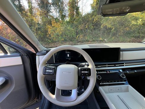 Used 2025 Hyundai Santa Fe SEL image 30