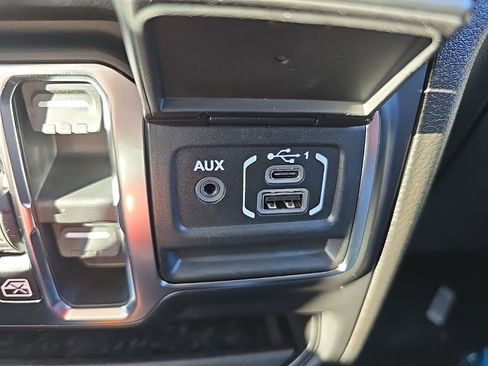 New 2026 Jeep Wrangler Sport S image 30