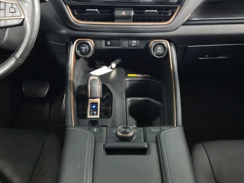 Used 2024 Toyota Grand Highlander AWD Hybrid image 27