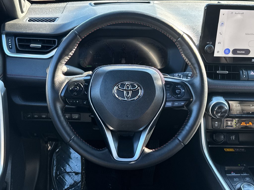 Used 2025 Toyota RAV4 XSE w/ Premium Package AWD/4WD image 13