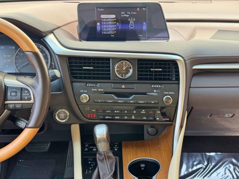 Used 2019 Lexus RX 350 FWD w/ Premium Package image 25