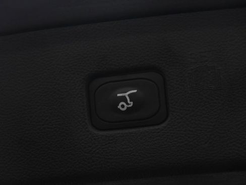 Used 2022 Ford Edge Titanium w/ Equipment Group 301A image 11