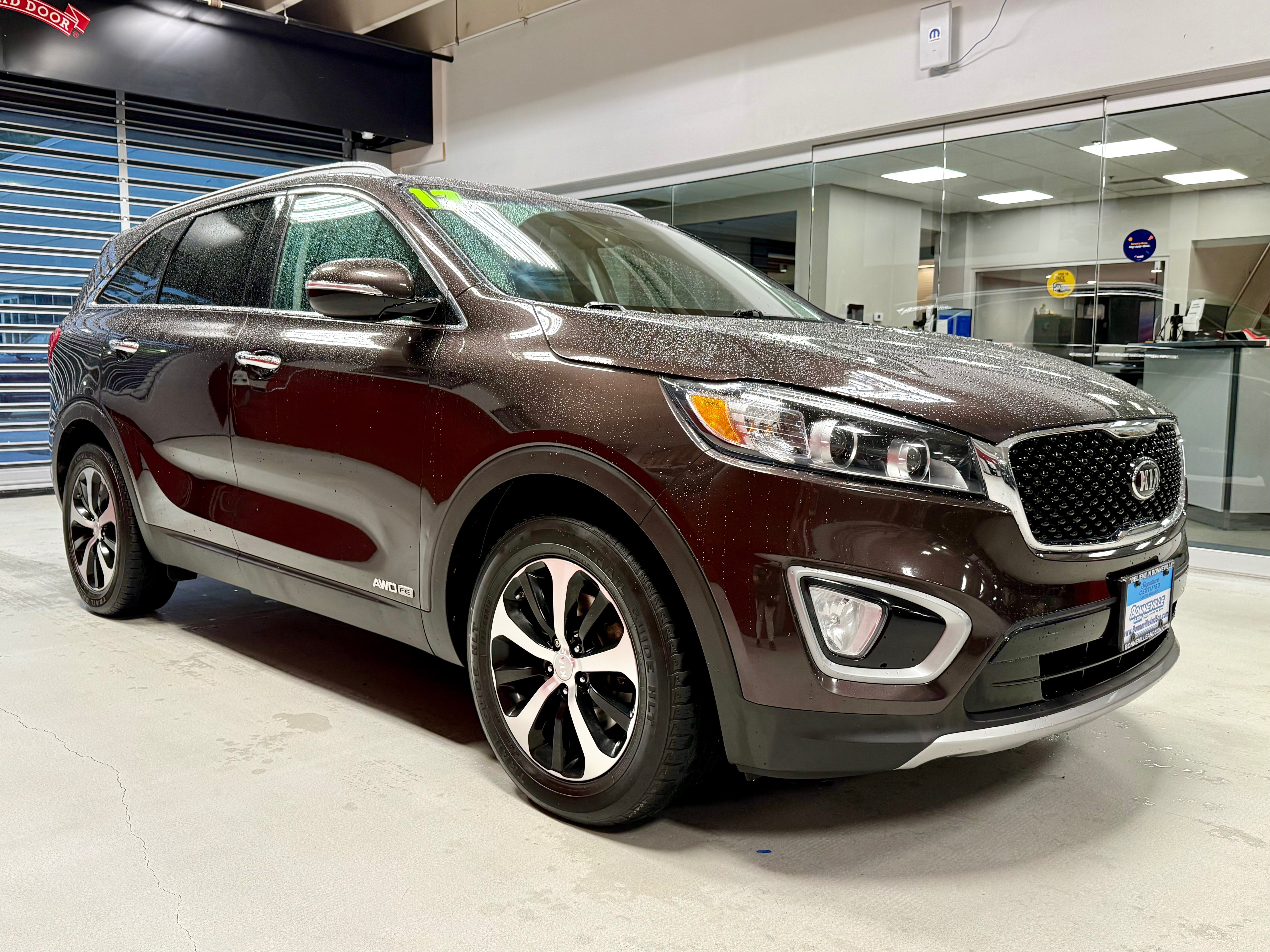 Used 2017 Kia Sorento EX AWD/4WD image 13
