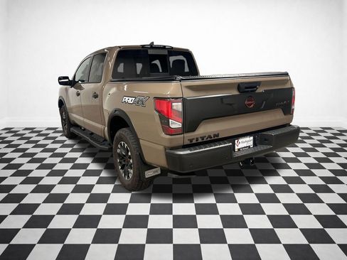 Used 2023 Nissan Titan PRO-4X w/ Pro-4x Convenience Package AWD/4WD image 7