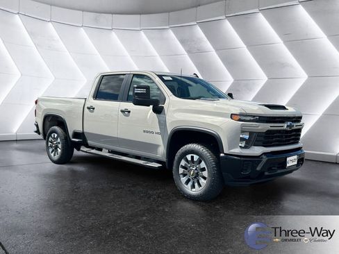 New 2026 Chevrolet Silverado 2500 Custom w/ Custom Value Package RWD image 7
