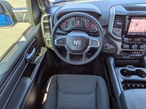 New 2026 RAM 1500 4x4 Crew Cab image 17