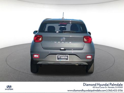 New 2026 Hyundai Venue SE FWD image 5