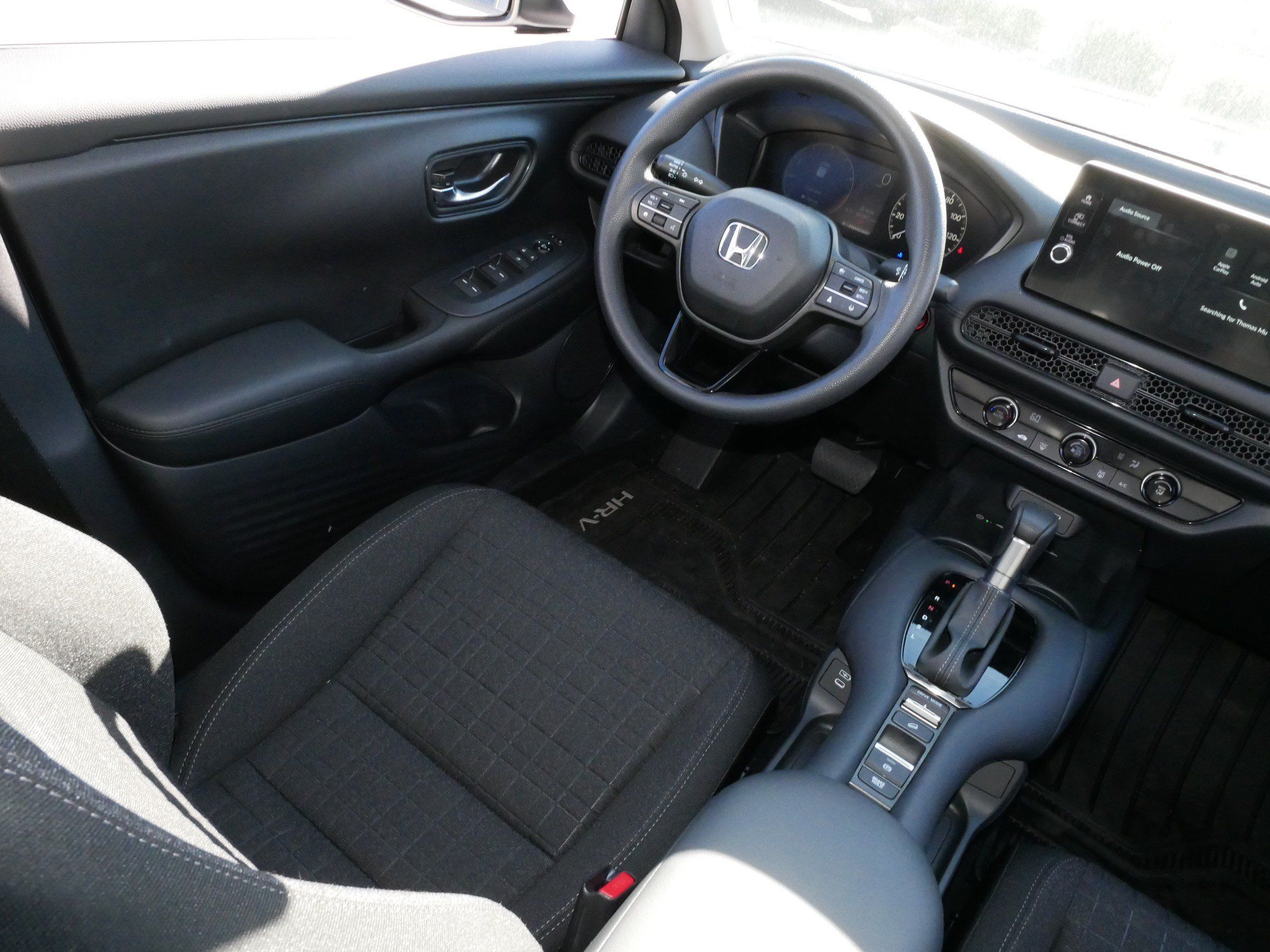 Used 2027 Honda HR-V LX image 9