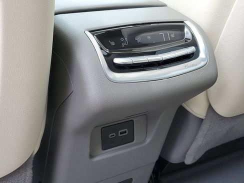 Used 2025 Cadillac XT6 Premium Luxury w/ LPO, Floor Liner Package AWD/4WD image 27
