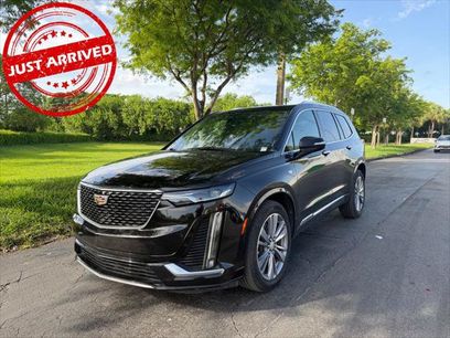 Used 2025 Cadillac XT6 Premium Luxury