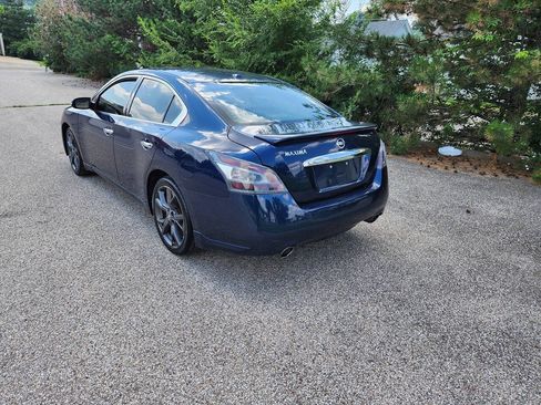 Used 2014 Nissan Maxima 3.5 SV w/ Sport Package FWD image 5