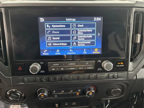 Used 2025 Nissan Frontier S AWD/4WD image 40
