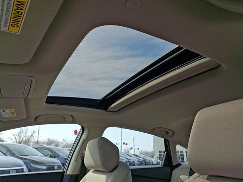 Used 2025 Honda Accord SE image 14
