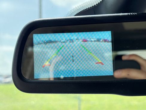 Used 2019 Dodge Journey SE w/ Connectivity Group FWD image 12