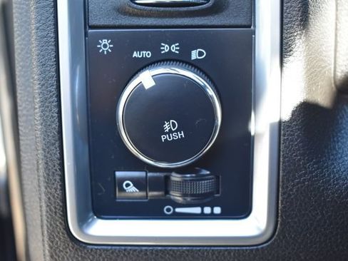 Used 2022 RAM 1500 Classic Warlock AWD/4WD image 18