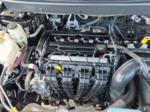 Used 2019 Dodge Journey SE w/ Connectivity Group FWD image 34
