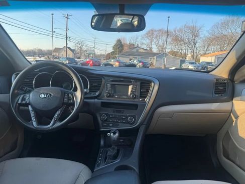 Used 2013 Kia Optima LX w/ Convenience Plus Pkg image 9