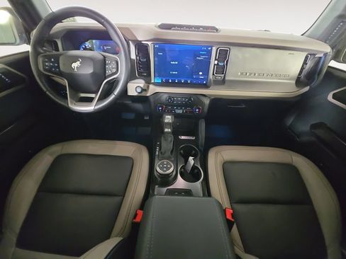 Used 2024 Ford Bronco Wildtrak AWD/4WD image 14