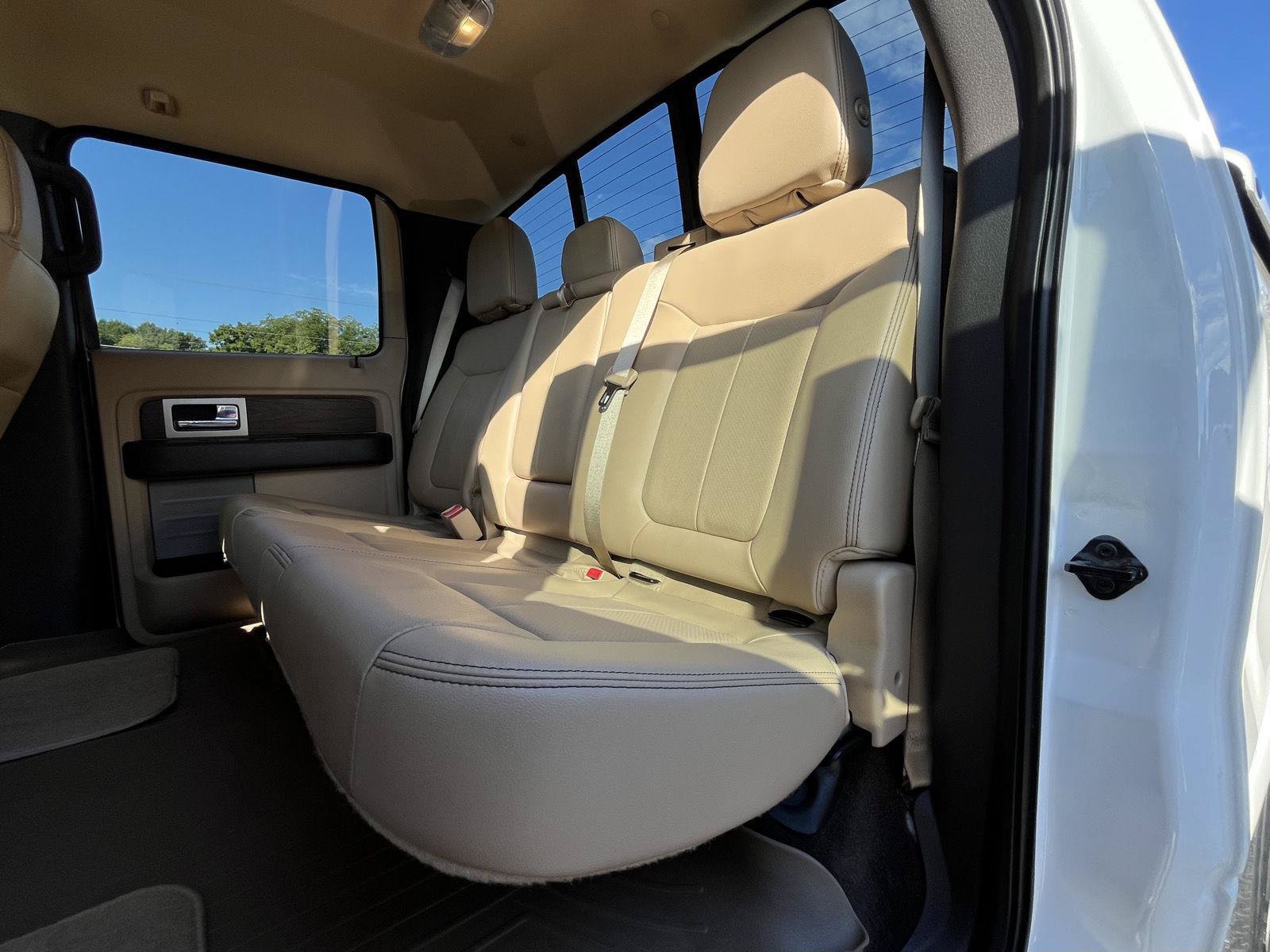 Used 2014 Ford F150 Lariat w/ Equipment Group 501A Mid RWD image 16