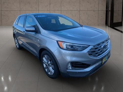 Used 2020 Ford Edge Titanium w/ Equipment Group 301A FWD image 3