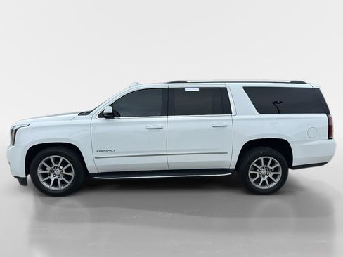 Used 2019 GMC Yukon XL Denali AWD/4WD image 2