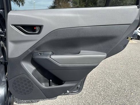 Used 2025 Subaru Crosstrek 2.0i Premium w/ Convenience Package #2 image 17