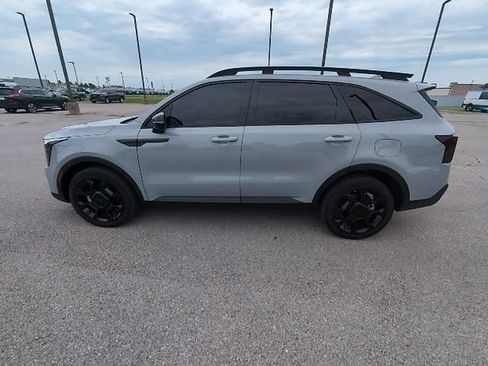Used 2025 Kia Sorento SX Prestige AWD/4WD image 10