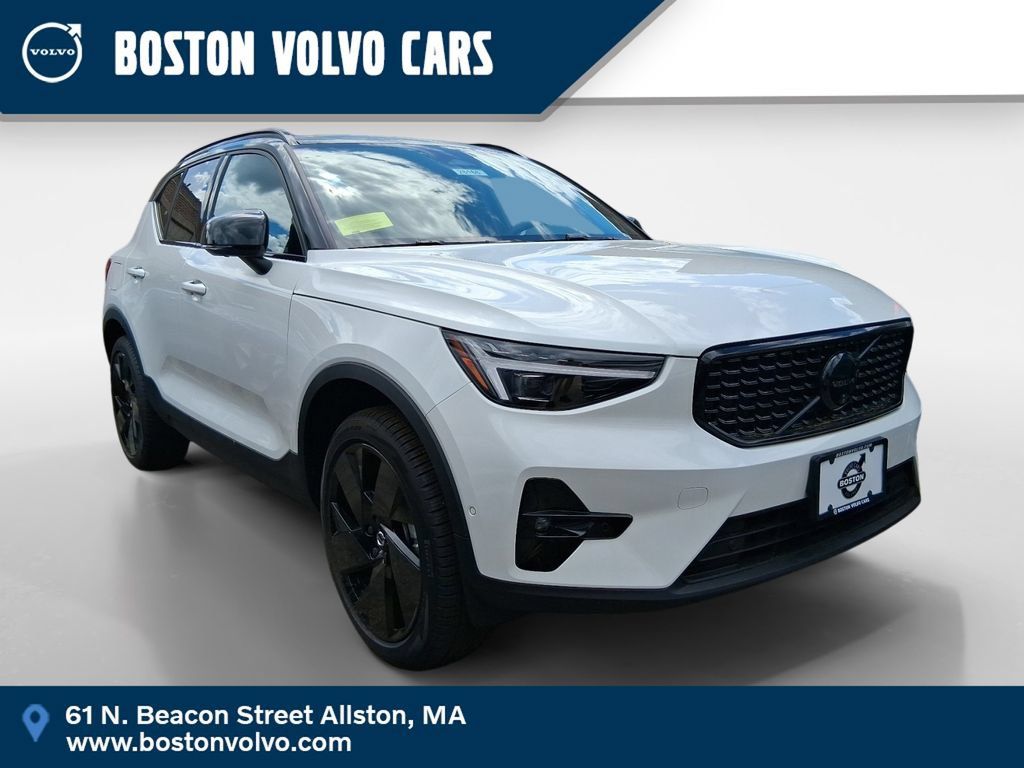 New 2026 Volvo XC40 B5 Ultra w/ Protection Package Premier AWD/4WD image 1