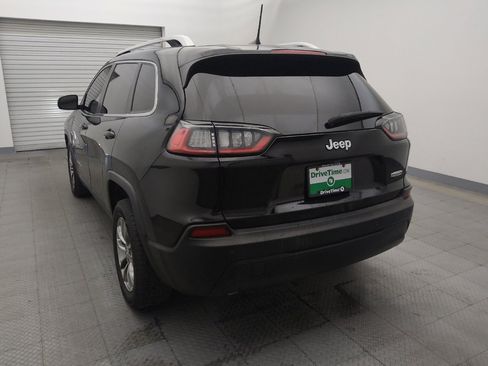 Used 2021 Jeep Cherokee Latitude Plus FWD image 6