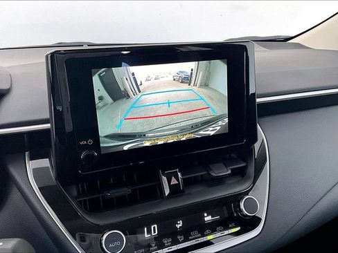 Used 2026 Toyota Corolla LE FWD image 28