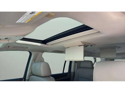 Used 2016 Chevrolet Suburban LT AWD/4WD image 11