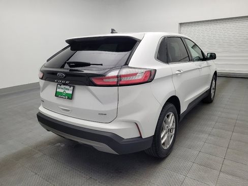 Used 2024 Ford Edge SEL image 9