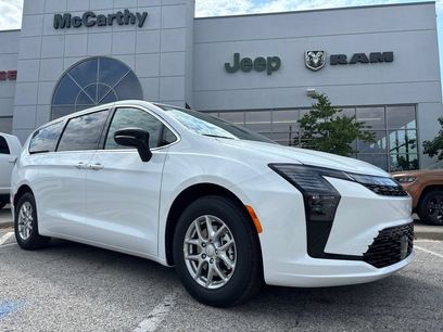 New 2027 Chrysler Pacifica Select