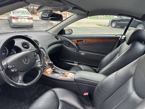 Used 2007 Mercedes-Benz SL 550 image 5