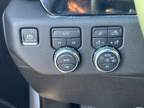 Certified 2025 GMC Sierra 1500 Elevation w/ Elevation Premium Package image 16