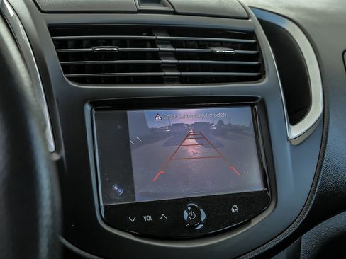 Used 2016 Chevrolet Trax LS FWD image 22