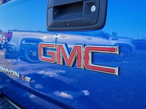 Used 2018 GMC Canyon SLE w/ SLE Convenience Package image 28