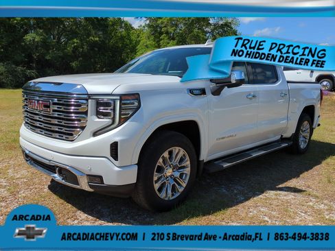 Used 2024 GMC Sierra 1500 Denali w/ Technology Package AWD/4WD image 8