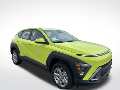 New 2026 Hyundai Kona SE image 3