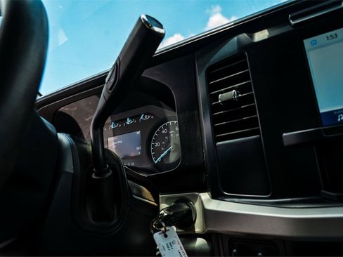 Used 2024 Ford F250 XL w/ XL Driver Assist Package AWD/4WD image 20