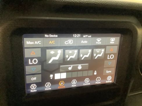 Used 2021 Jeep Wrangler Sport AWD/4WD image 35